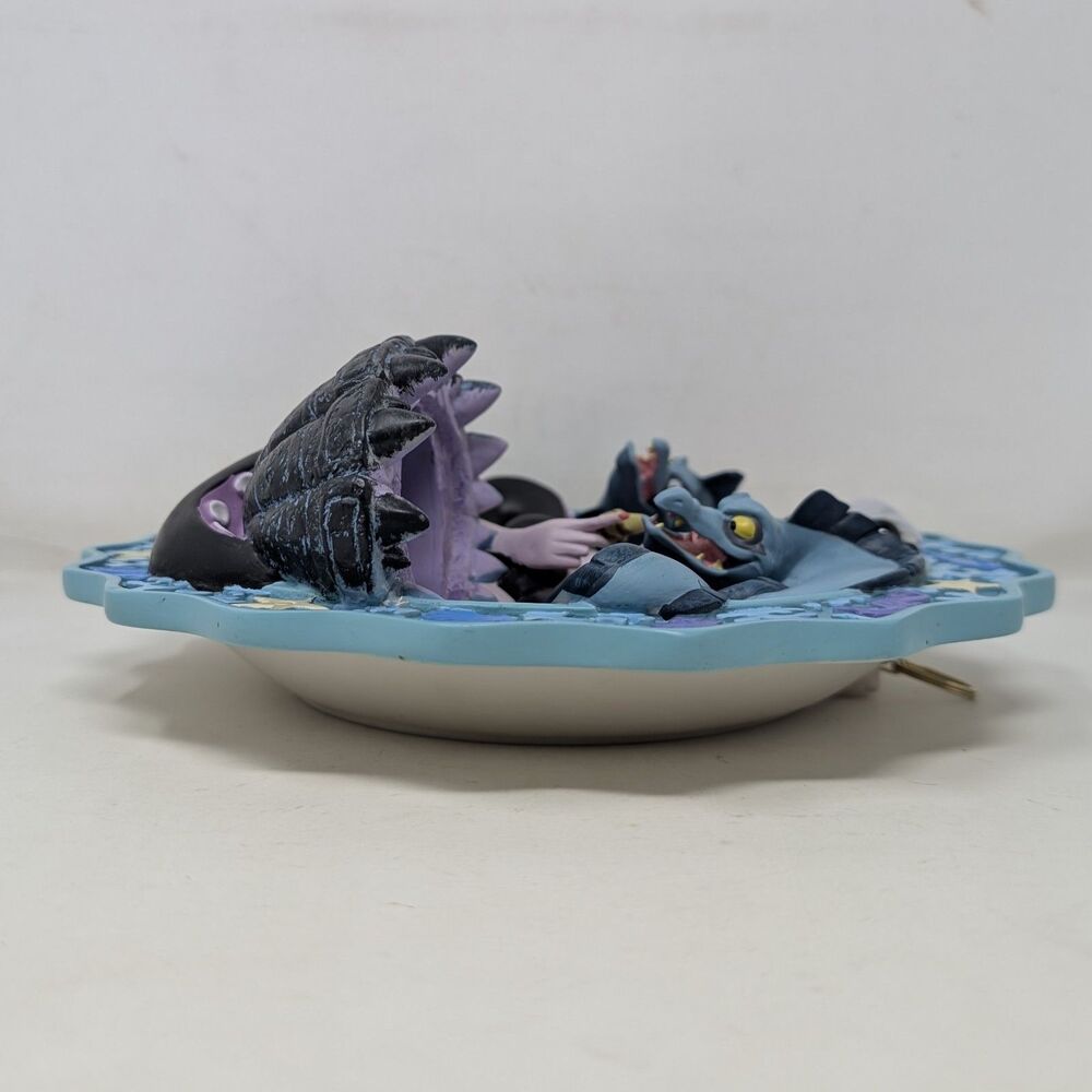 The Disney Store Little Mermaid 3D Plate Ursula’s Spell Limited Edition /5000 - Picture 6 of 13